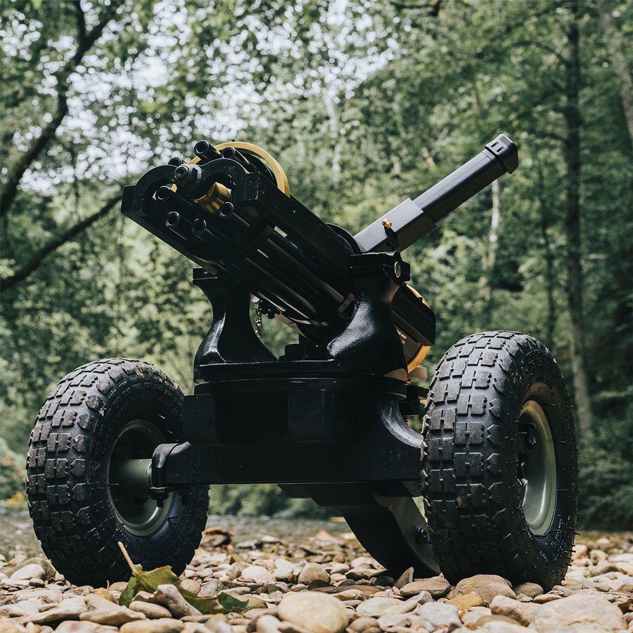 Tippmann-Ordnance-Gatling-Gun-Photos_0003_TIPPMANN_ARMORY_10inch_WHEELS_2-Recovered.psd_0002s_0005_DSC00939__06969